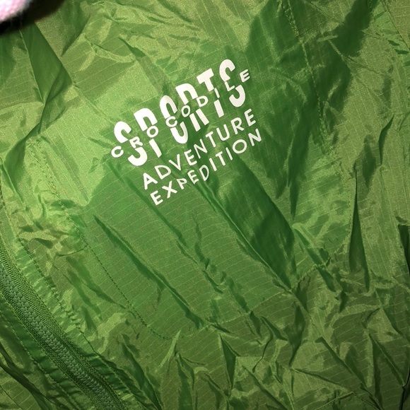 Green light weight wind breaker jacket - Picture 2 of 6